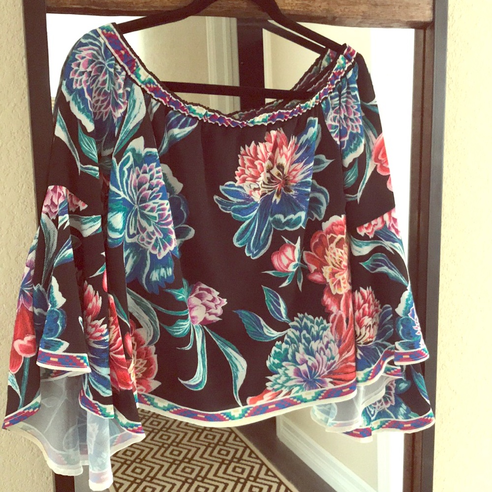 Flying Tomato belled off the shoulder top